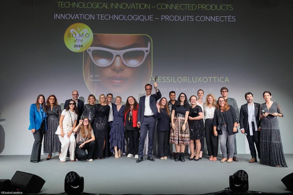 The Transitions team receiving the Silmo d'Or award in Vision Image credit: EssilorLuxottica